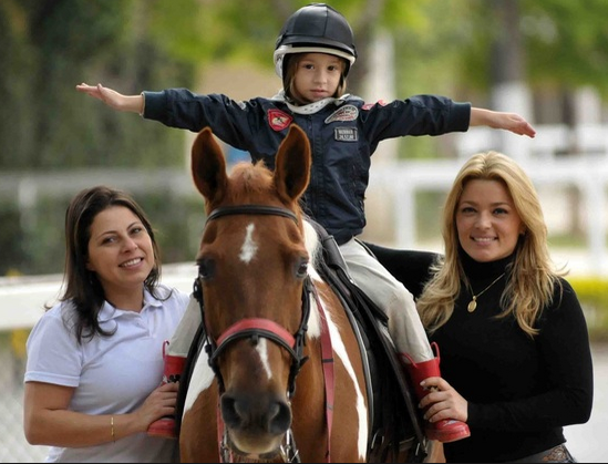 Equitação Lúdica - Brincadeiras e Brinquedos Lúdicos, Estímulo á Saúde. equitação
