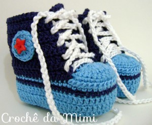 botinha de crochê azul