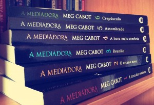 a-mediadora-serie-livros