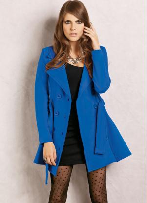 casaco-azul-com-lã-batida