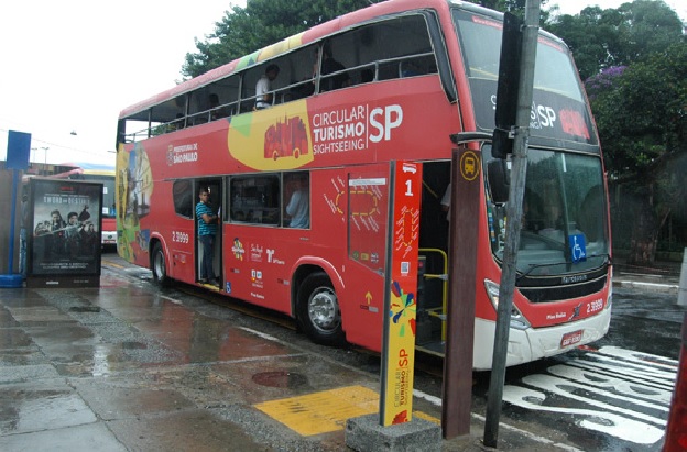 Ônibus de Turismo Em São Paulo