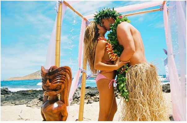 casamento-estilo-havaiano-roupas