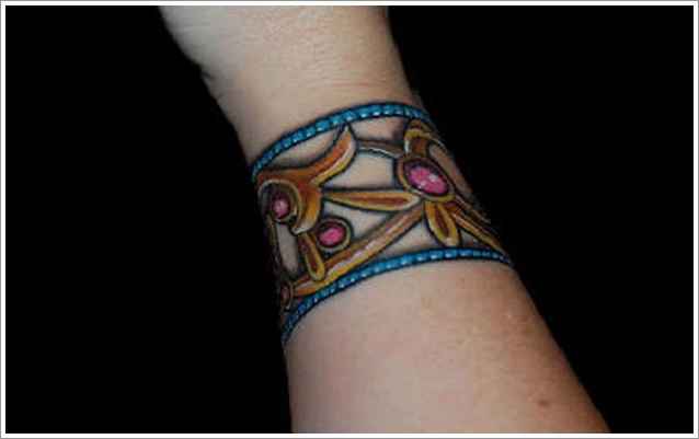 bracelete-tatuagem-2017-tendencia