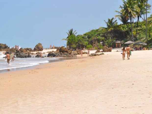 Praia Para Nudismo no Brasil – Onde Encontrar