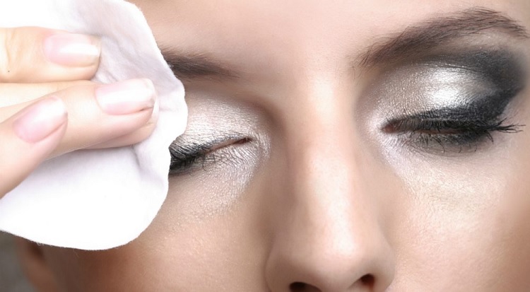 Removedor de Maquiagem Caseiro – Receita e Como Usar