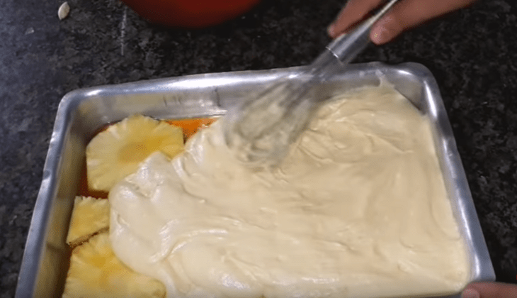 Torta de Abacaxi Fácil – Vídeo